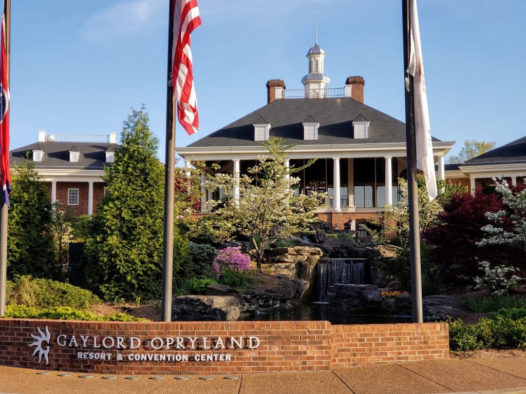 10 Reasons Why You Will Love Lord Opryland Hotel In Nashville Lord Opryland Resort Hotel In Nashville Hotels Near